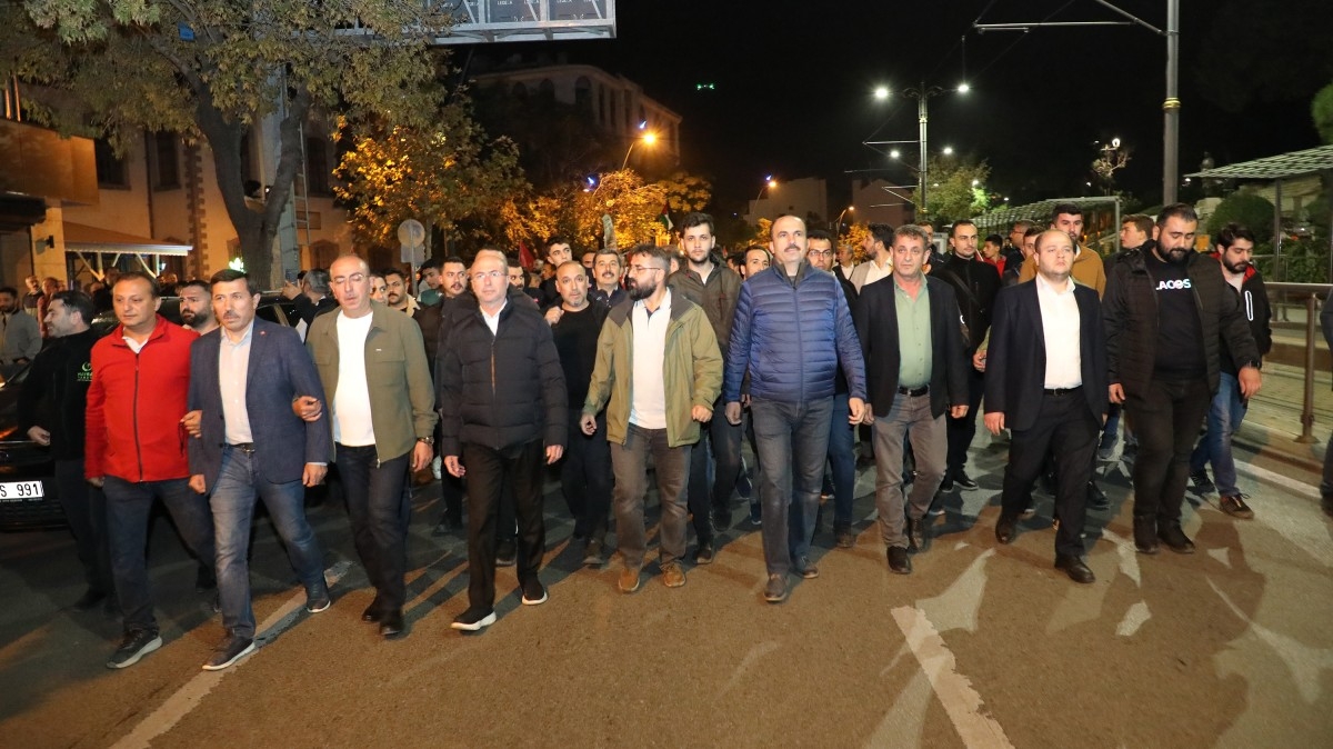 Başkan Altay, İsrail'in Katliamlarına Karşı Dünya Topluluğunu Birlikte Durmaya Çağırıyor