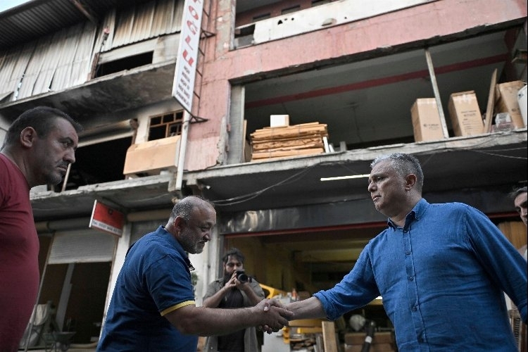 Başkan Uysal, Esnafı Ziyaret Ederek &Prime;Geçmiş Olsun&Prime; Dedi