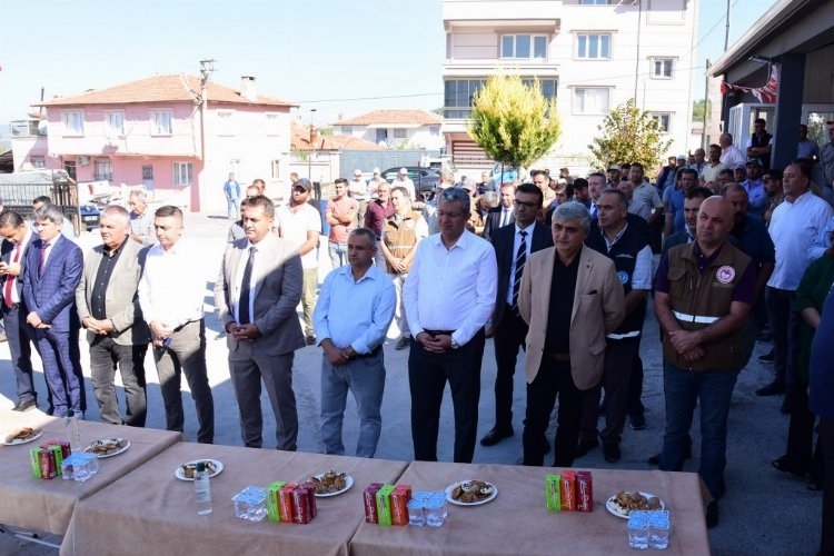 Manisa, Afetzedelerin Yardımına Koşuyor: Çiftçilere Destek