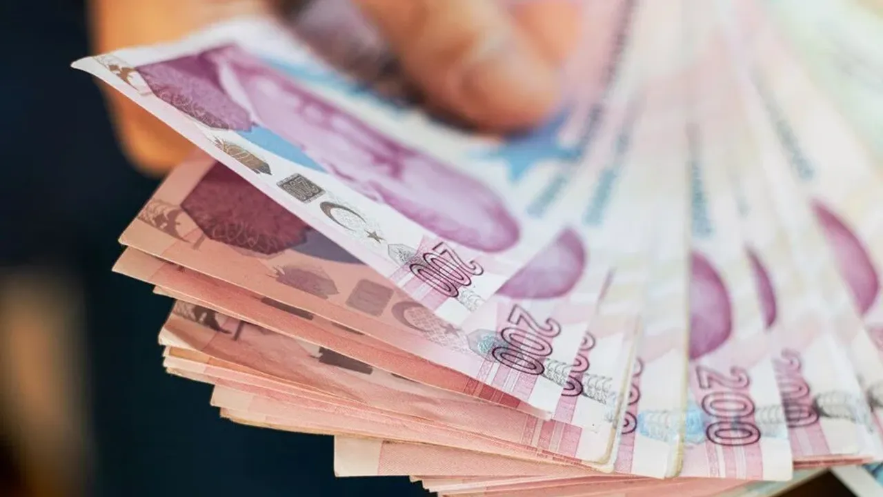 Emekli Maaşlarında En Düşük Maaş 10.000 TL'den 16.250 TL'ye Yükseliyor