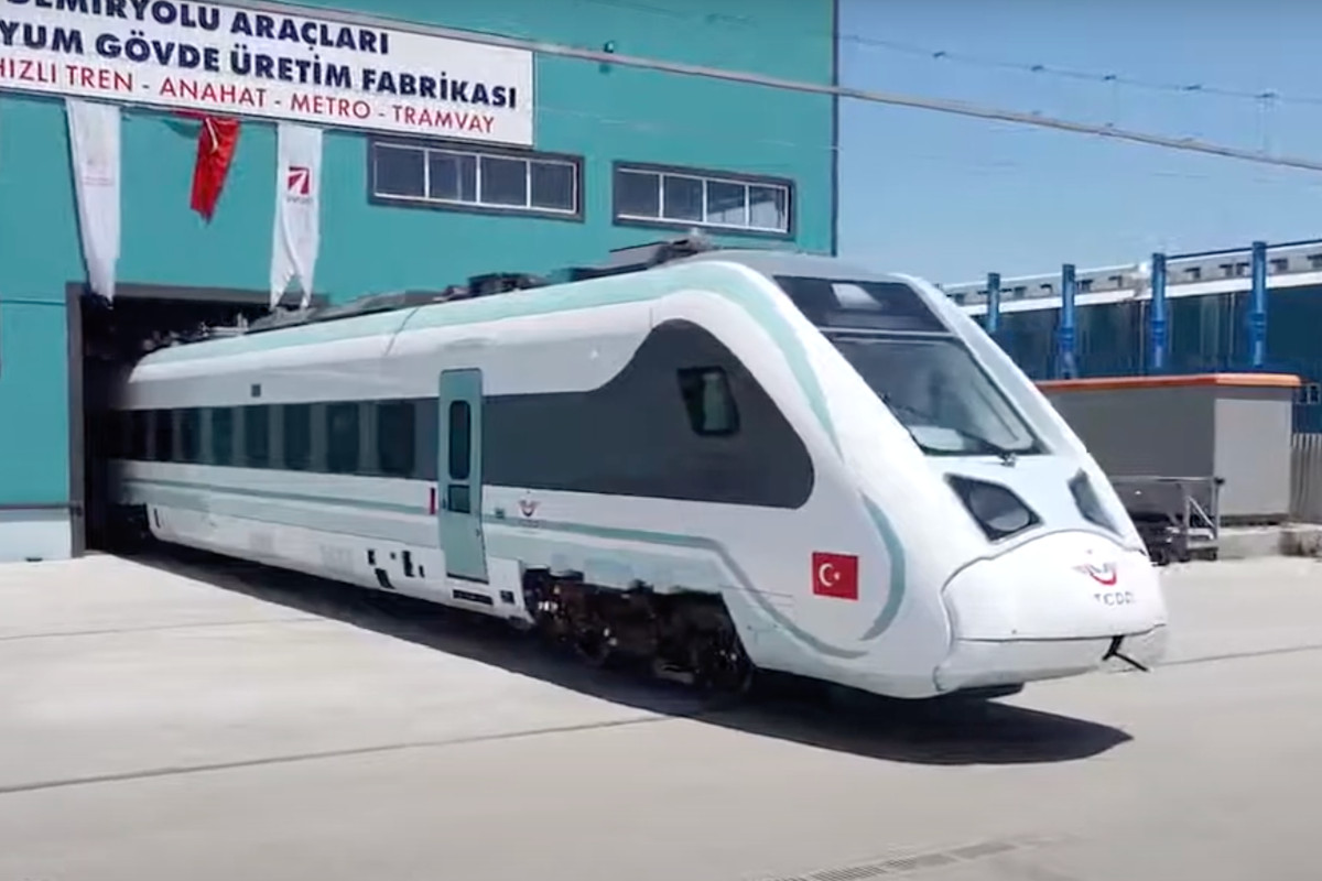 Milli Elektrikli Tren Seti, 575 Bin Yolcu Taşıdı - Bakan Uraloğlu Açıkladı