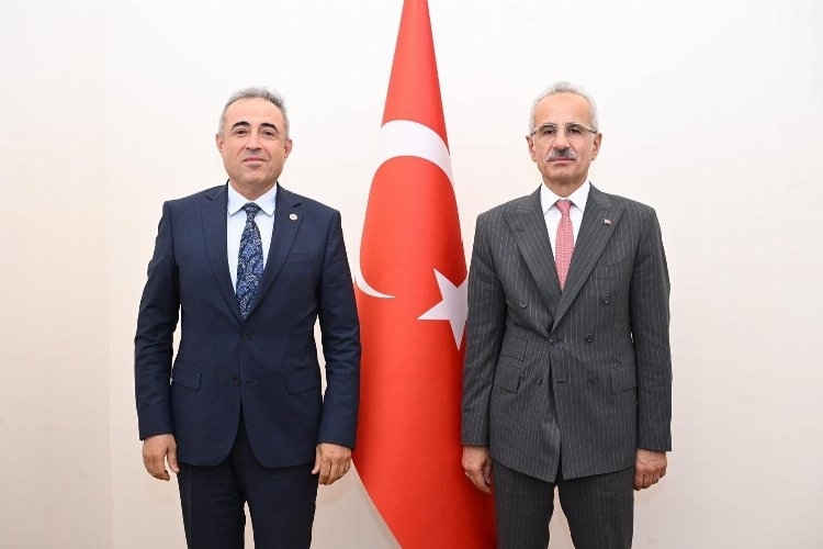 Kahramanmaraş Milletvekili Karatutlu, Bakan Uraloğlu'nu Ziyaret Etti