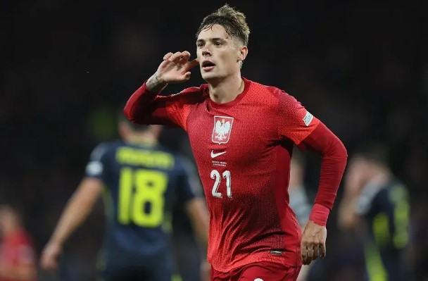 Galatasaray'ın Nicola Zalewski Transferi Hüsranla Sona Erdi: Oyuncu Kadro Dışı Bırakıldı