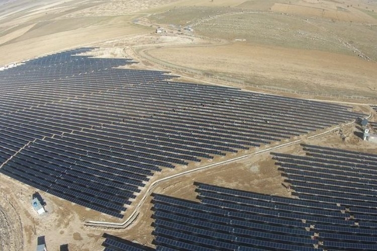 Büyükşehir Belediyesi, Çivril İlçesinde 90 MW Gücünde Güneş Enerji Santrali Kuracak