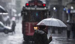 Meteoroloji Uyardı: Marmara'da Kuvvetli Fırtına Öncesi Tedbirler Alınıyor