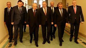 Bahçeli, DEM Partililerin Konuşmaları Sırasında Genel Kurulu Terk Etti