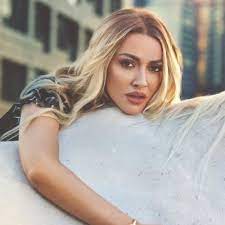 Hadise Aşk Dedikodularını Yalanladı: 