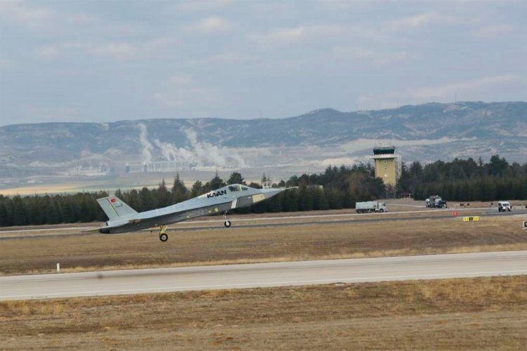 Milli Muharip Uçağımız KAAN, Ankara'da İlk Uçuşunu Gerçekleştirdi