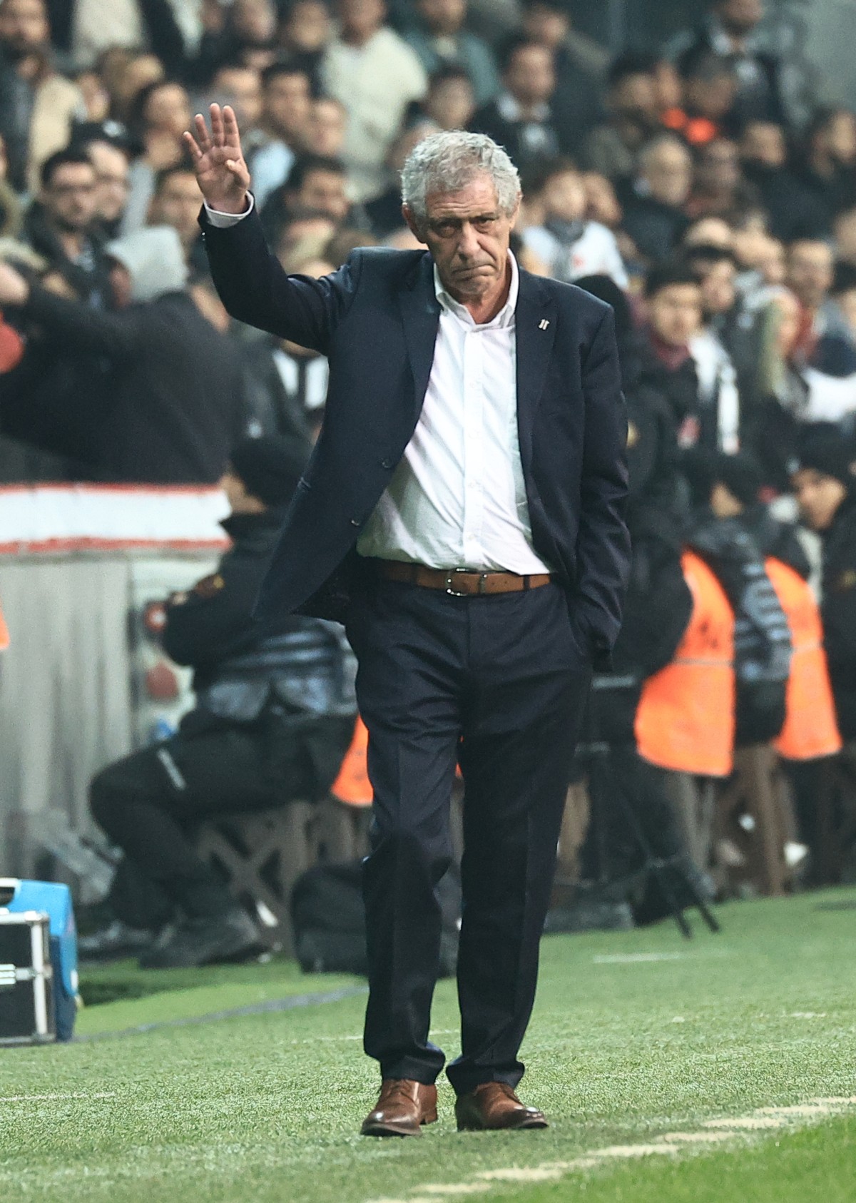 Beşiktaş Teknik Direktörü Santos: Gedson'un Yokluğunda Eksik Oynamayacağız
