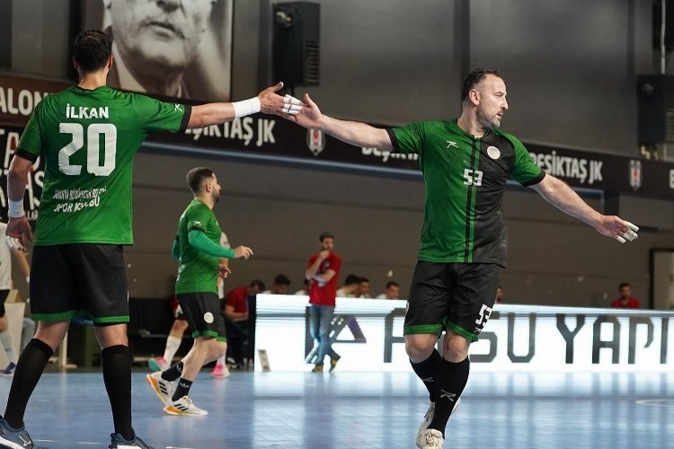 Sakarya Hentbol Takımı Geri Adım Attı