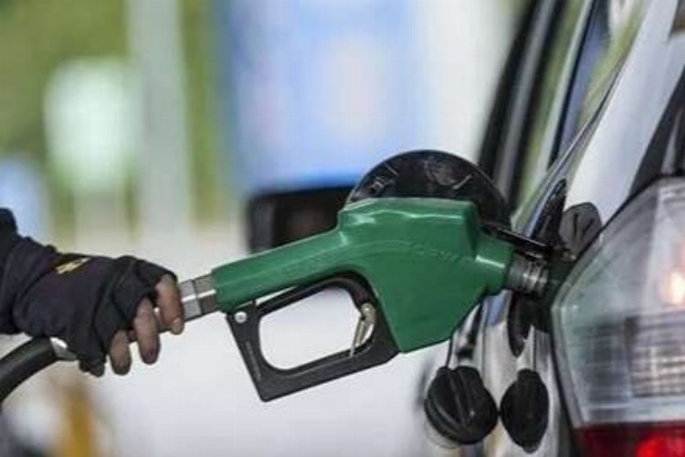 Benzin ve Motorine Yeni Zam Yapıldı